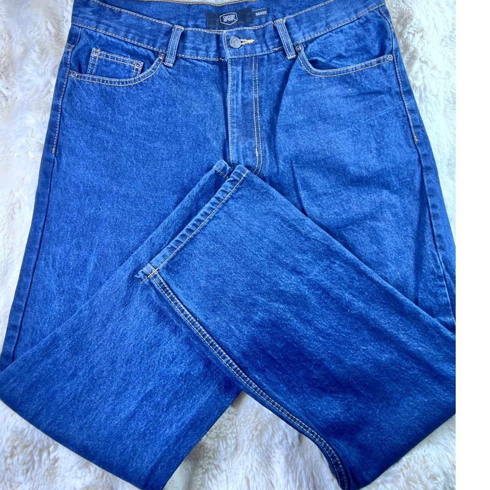 Berkley Jensen Mens Straight Leg Jeans Blue Denim 36x30 Regular Fit 5-Pocket A17